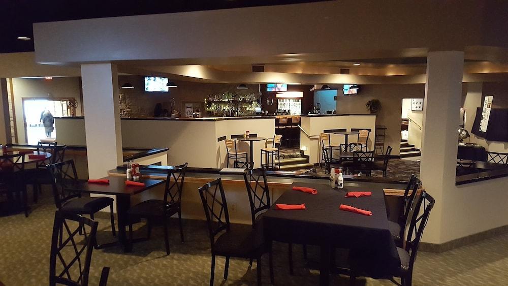 Hotel M Buffalo Cheektowaga