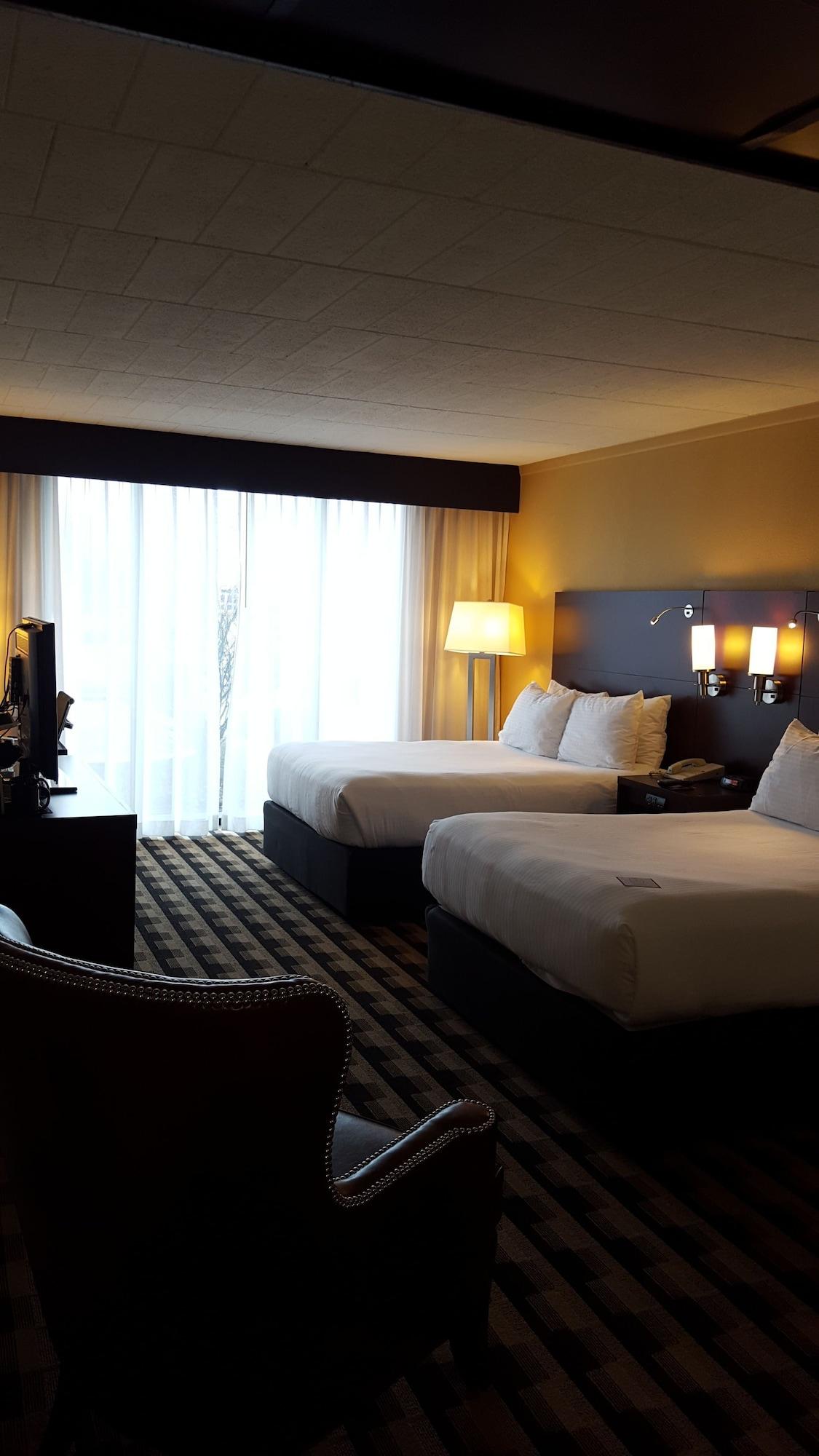 Hotel M Buffalo Cheektowaga