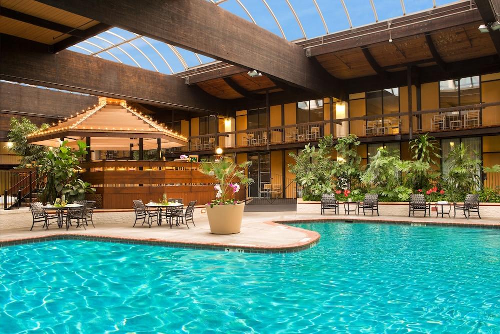Hotel M Buffalo 3*