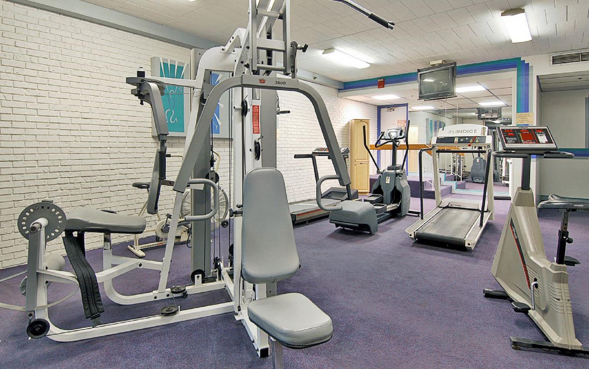 Hotel M Buffalo Cheektowaga