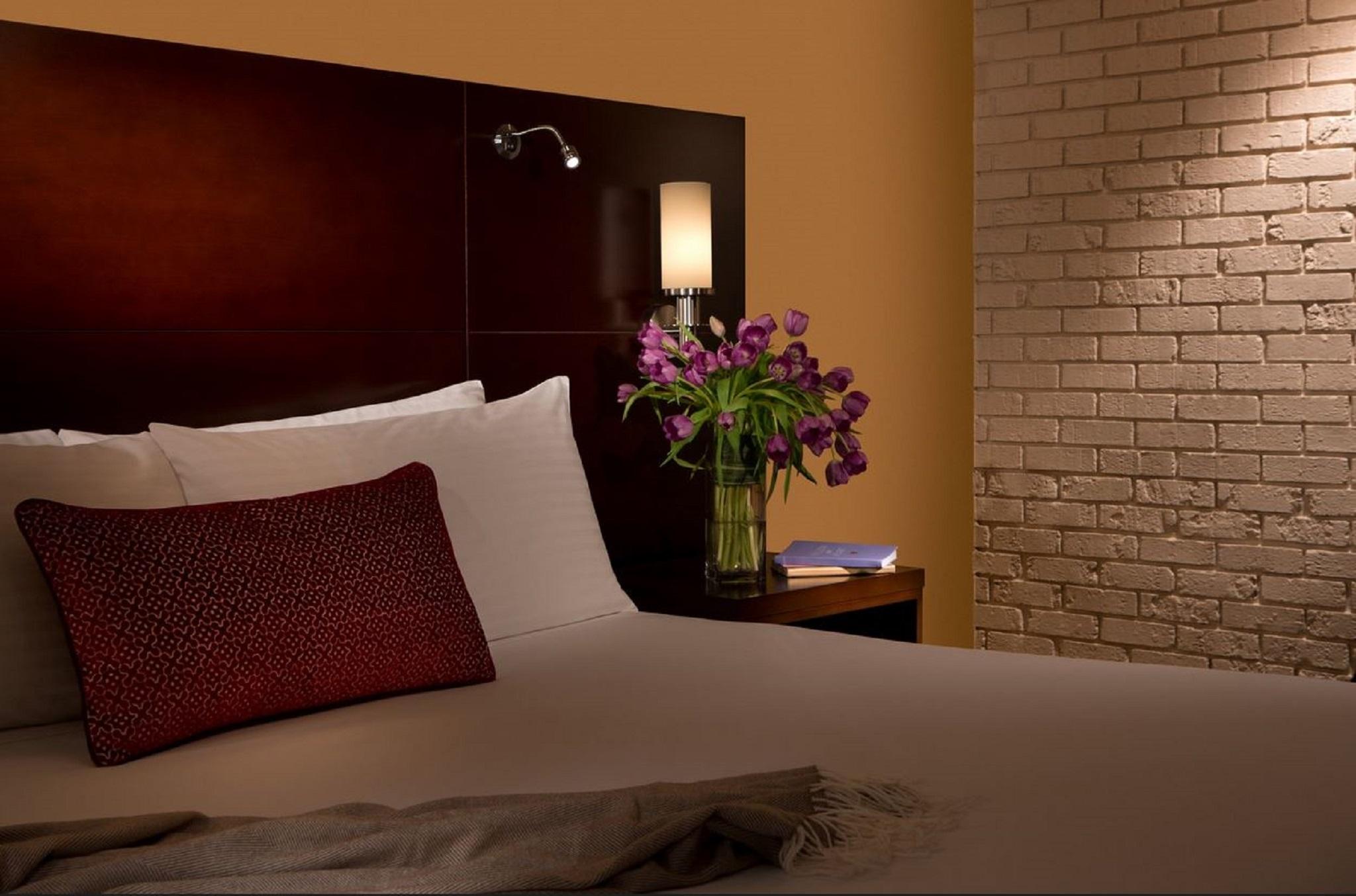 M Buffalo Hotel