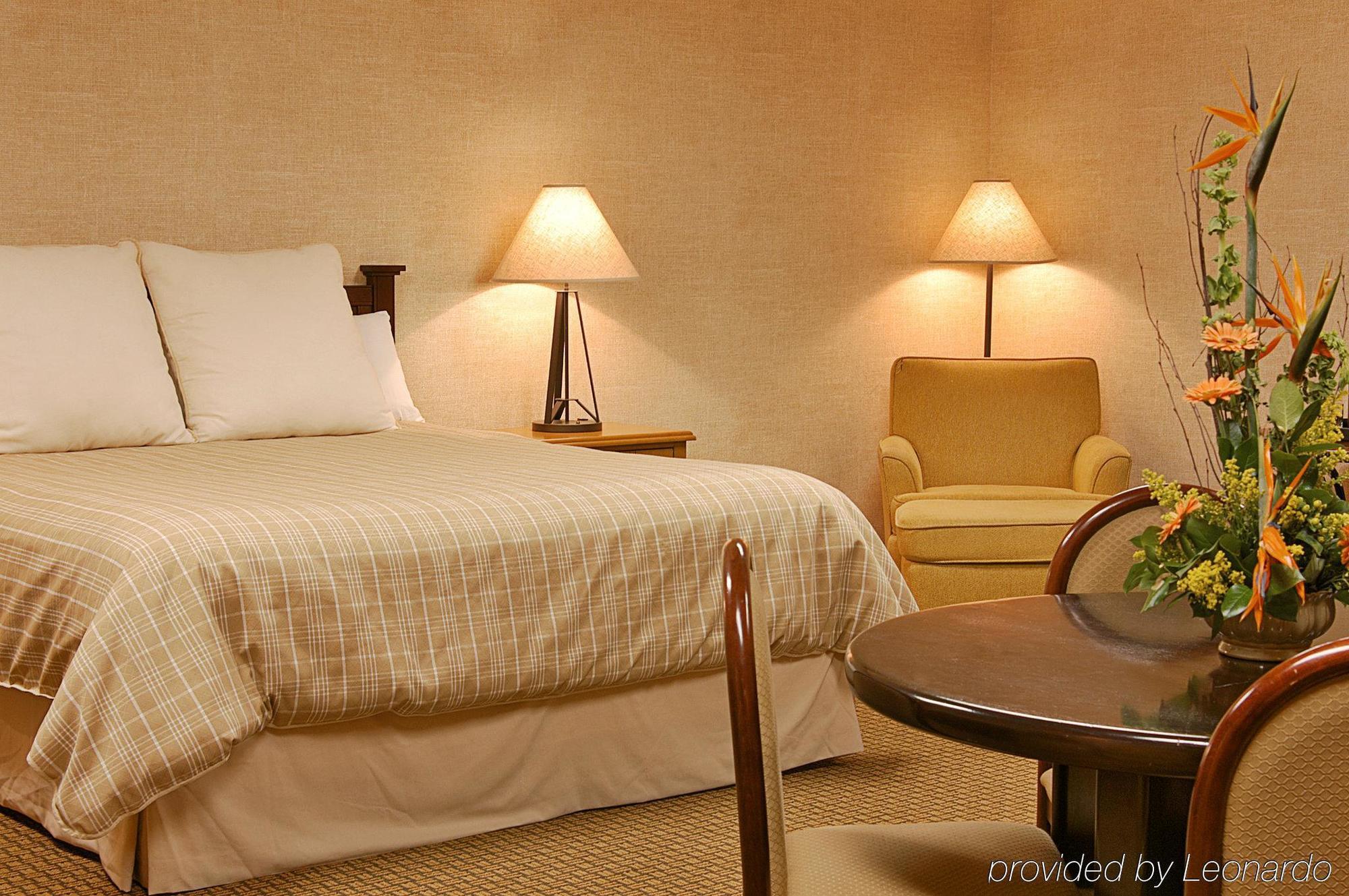 Hotel M Buffalo 3*