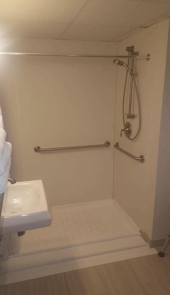 M Buffalo Hotel 3*