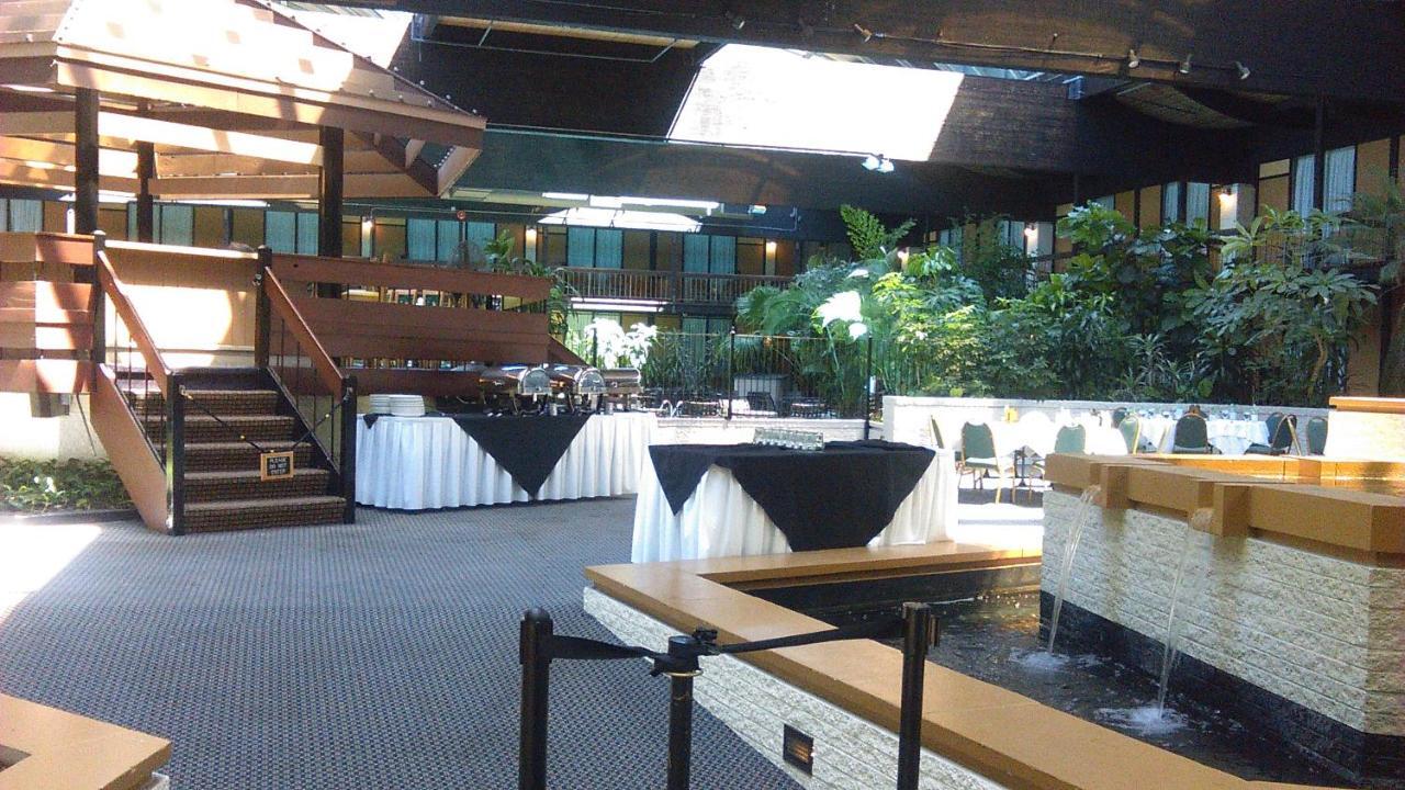 M Buffalo Hotel